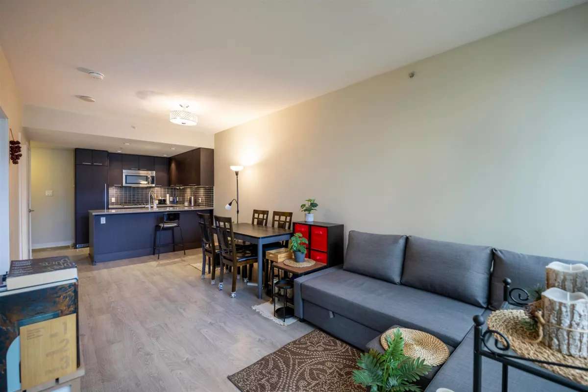 Loft / Bonus Room Photo of 701 2975 Atlantic Avenue, Coquitlam, BC