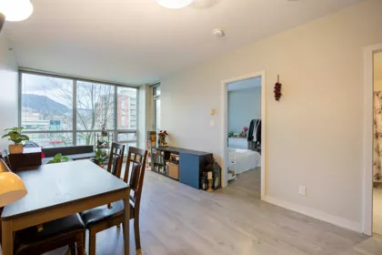Office / Den Photo of 701 2975 Atlantic Avenue, Coquitlam, BC