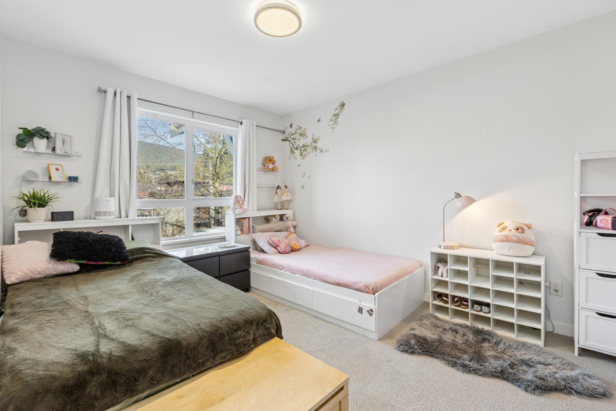 Basement Recreation Room Photo of 404 183 W 23rd Street, North Vancouver, BC