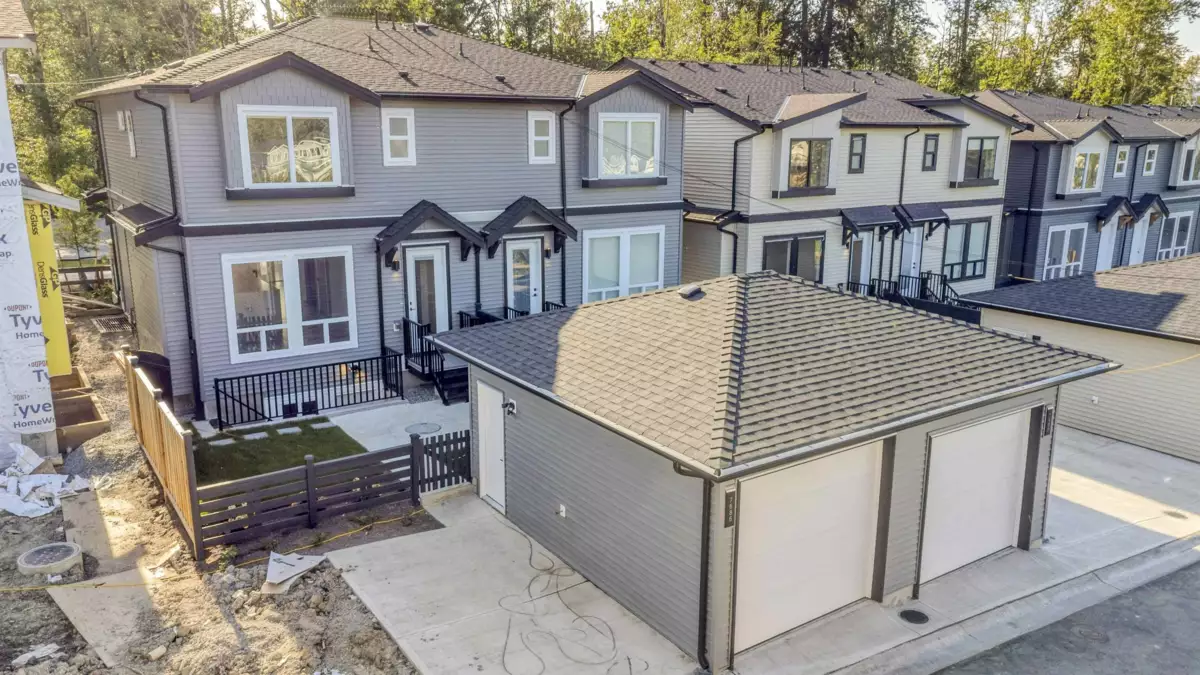 Garden / Landscaping Photo of 7686 196 Street, Langley, BC