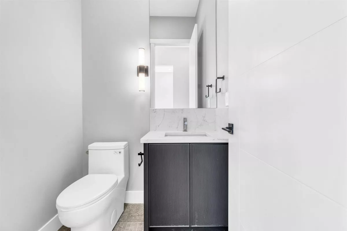 Kitchen Photo of 7686 196 Street, Langley, BC