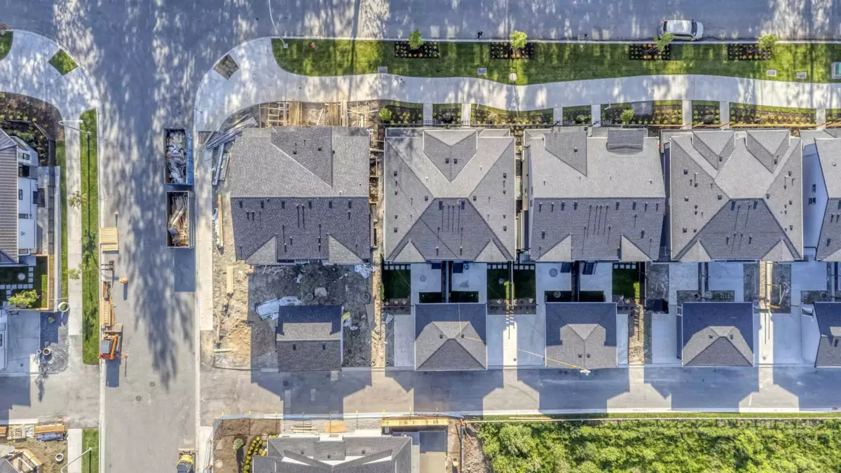 Swimming Pool Photo of 7686 196 Street, Langley, BC