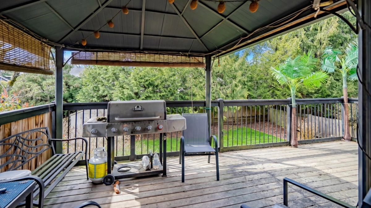 Powder Room Photo of 11891 No. 2 Road, Richmond, BC