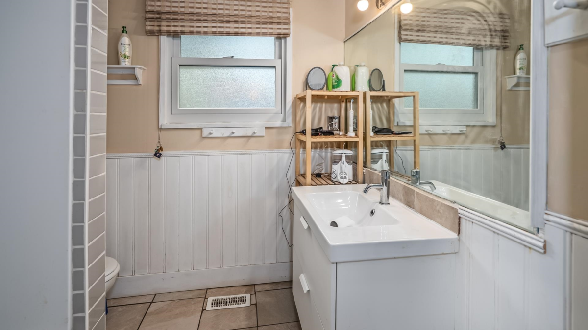 Staircase Photo of 11891 No. 2 Road, Richmond, BC