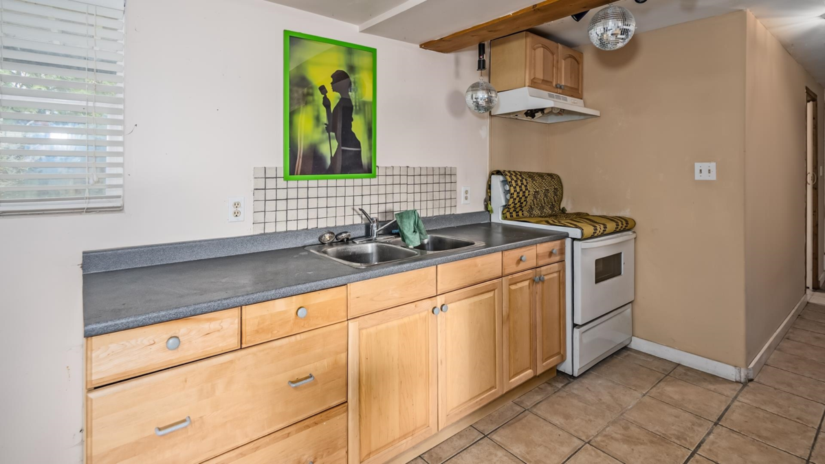 Swimming Pool Photo of 11891 No. 2 Road, Richmond, BC