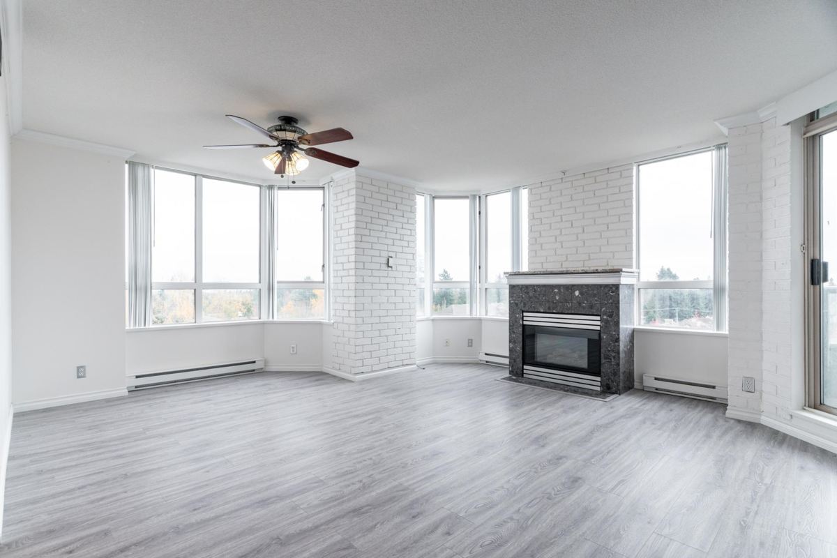Dining Area Photo of 808 10082 148 Street, Surrey, BC