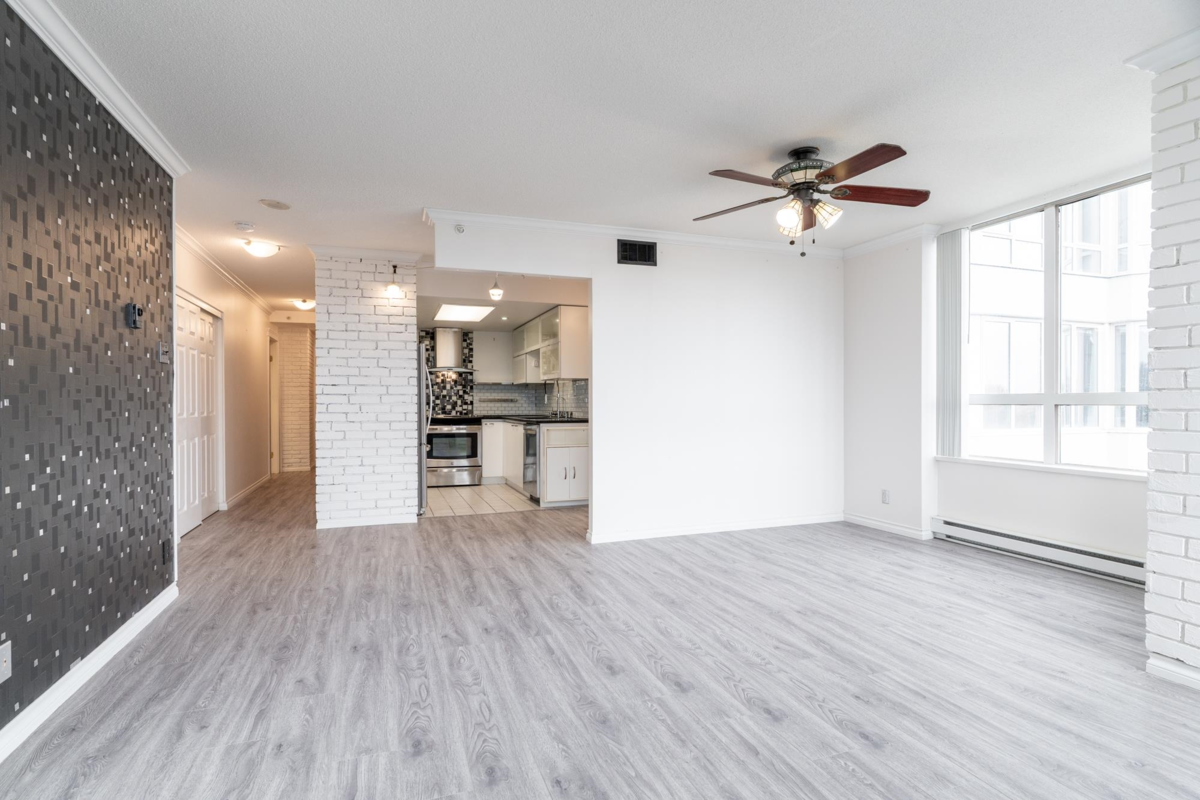 Pantry Photo of 808 10082 148 Street, Surrey, BC