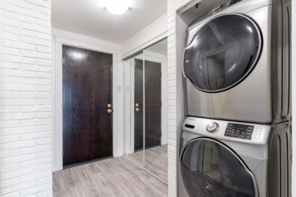 808 10082 148 Street, Surrey, BC