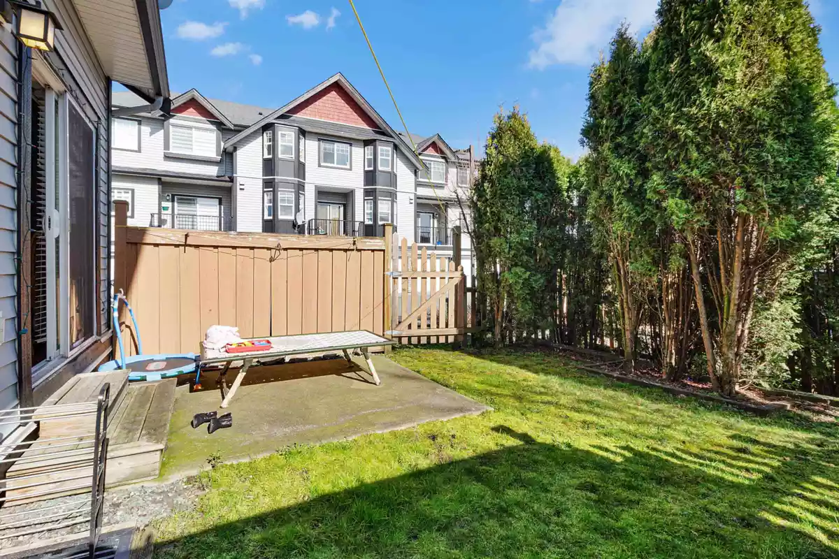 Garden / Landscaping Photo of 18 31235 Upper Maclure Road, Abbotsford, BC