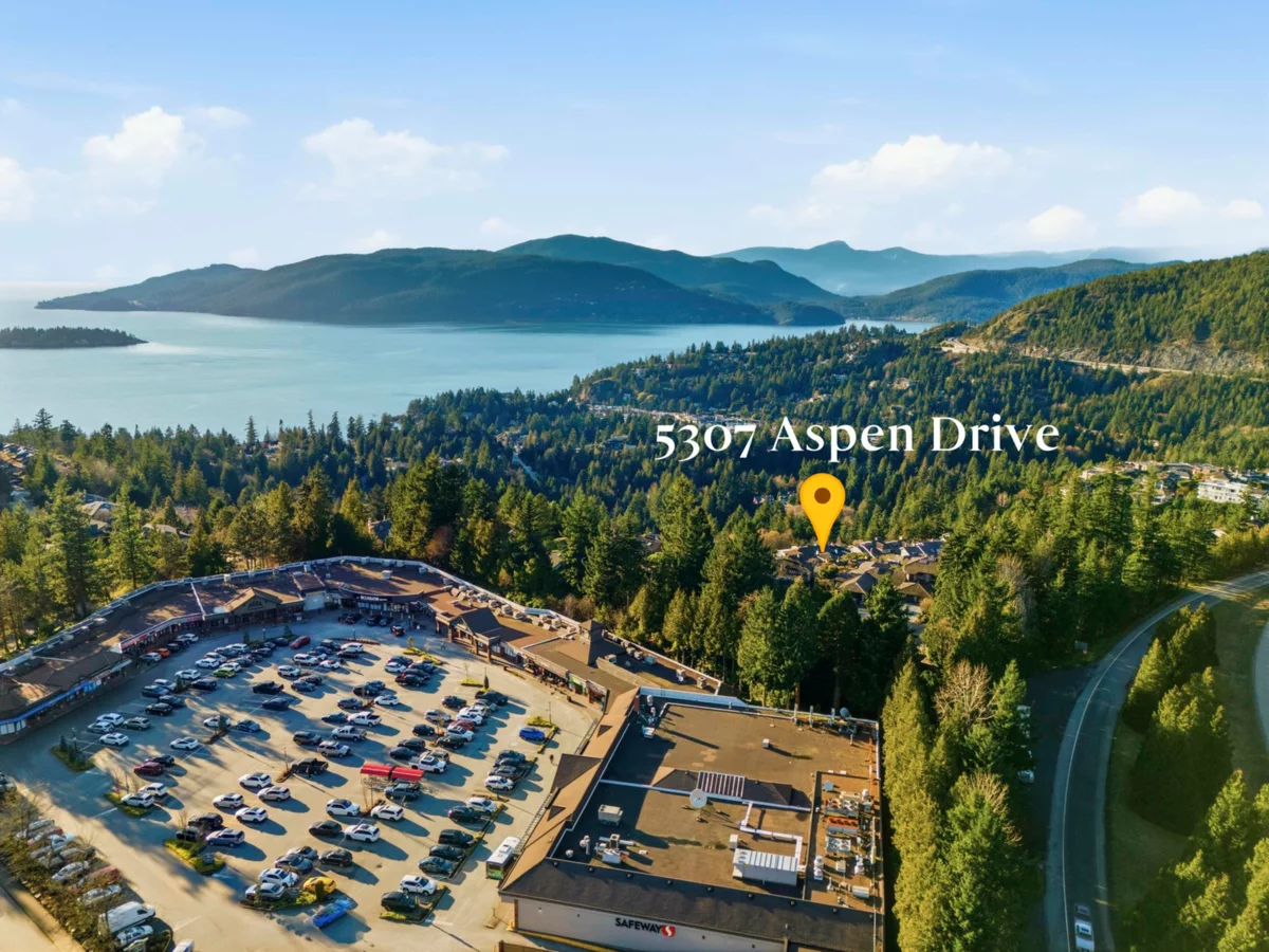Community Amenities Photo (Clubhouse) of 5307 Aspen Drive, West Vancouver, BC