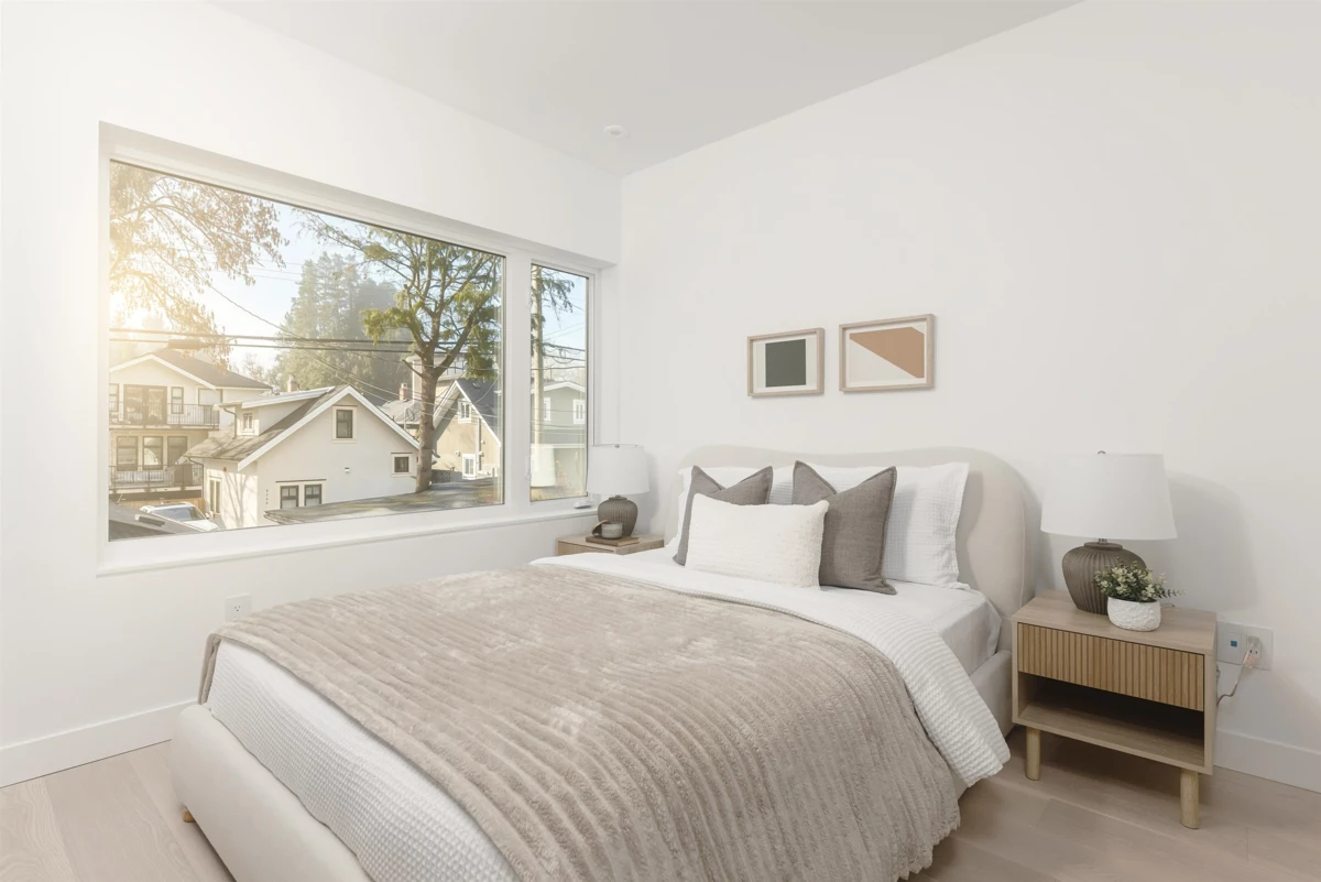 Primary Bathroom Photo of 2 2755 W 11th Avenue, Vancouver, BC