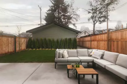 Basement Recreation Room Photo of 2 2755 W 11th Avenue, Vancouver, BC