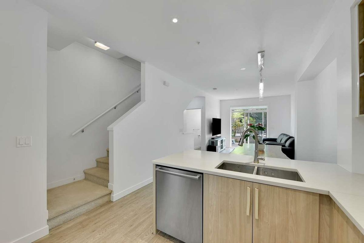 Bedroom 4 Photo of 6 7039 Macpherson Avenue, Burnaby, BC