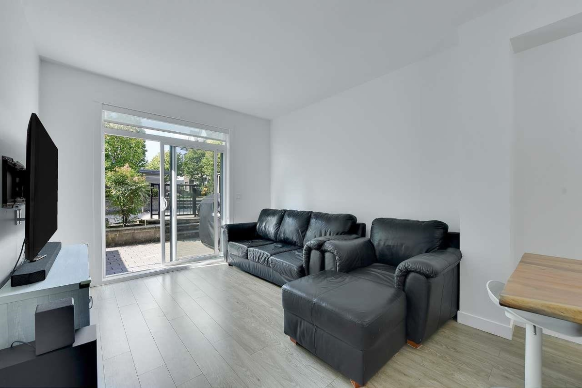 Dining Area Photo of 6 7039 Macpherson Avenue, Burnaby, BC