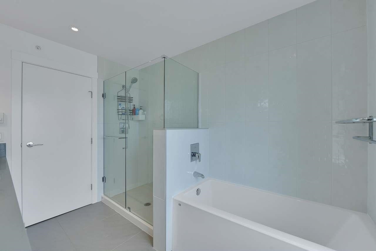 Garden / Landscaping Photo of 6 7039 Macpherson Avenue, Burnaby, BC