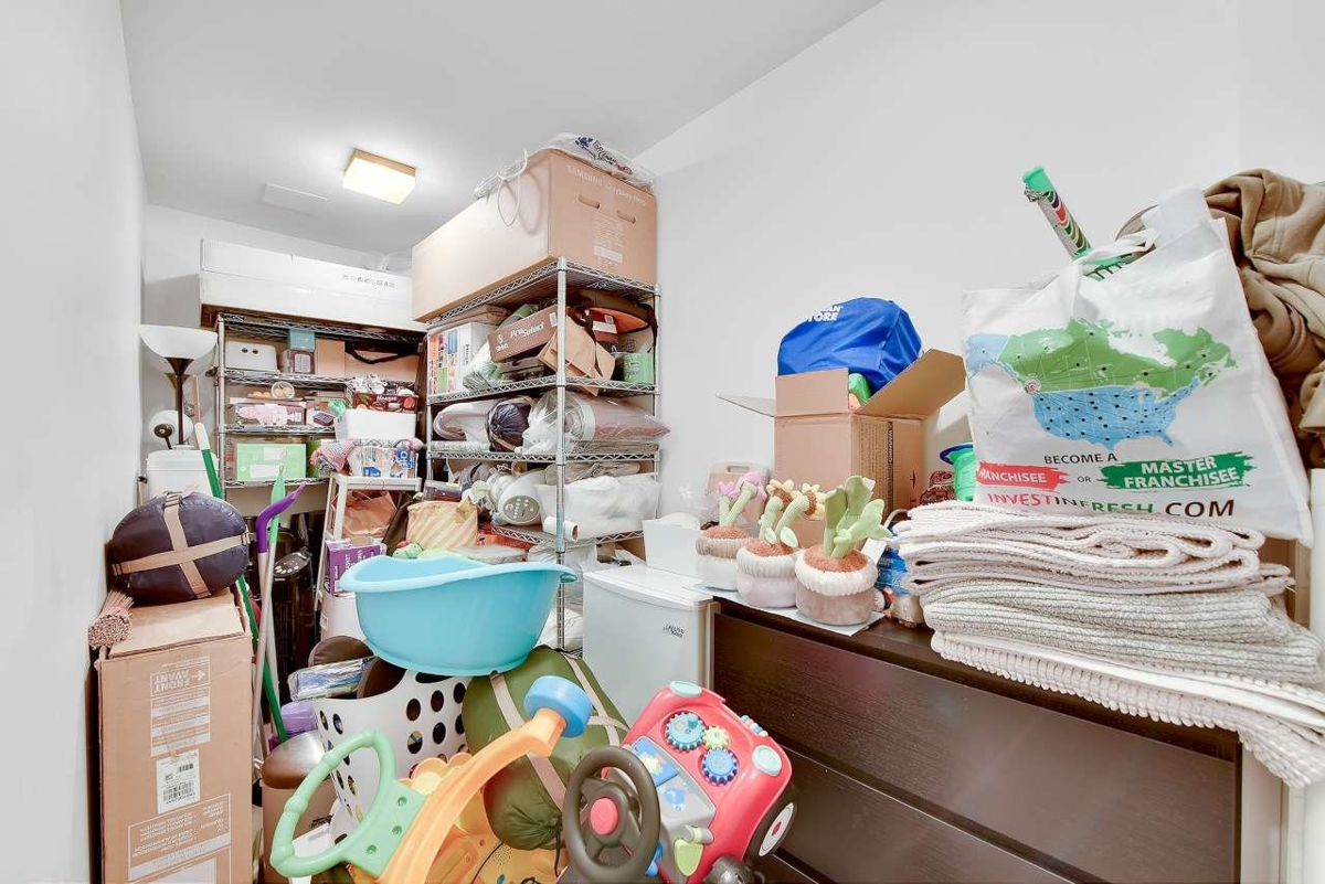 Neighborhood Park Photo Near 6 7039 Macpherson Avenue, Burnaby, BC