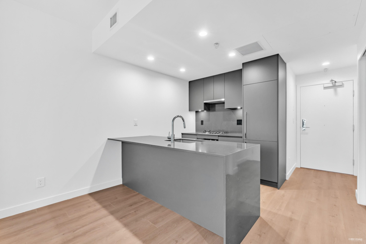 Dining Area Photo of 1607 2181 Madison Avenue, Burnaby, BC