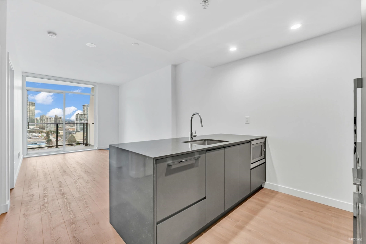 Exterior Rear Photo of 1607 2181 Madison Avenue, Burnaby, BC