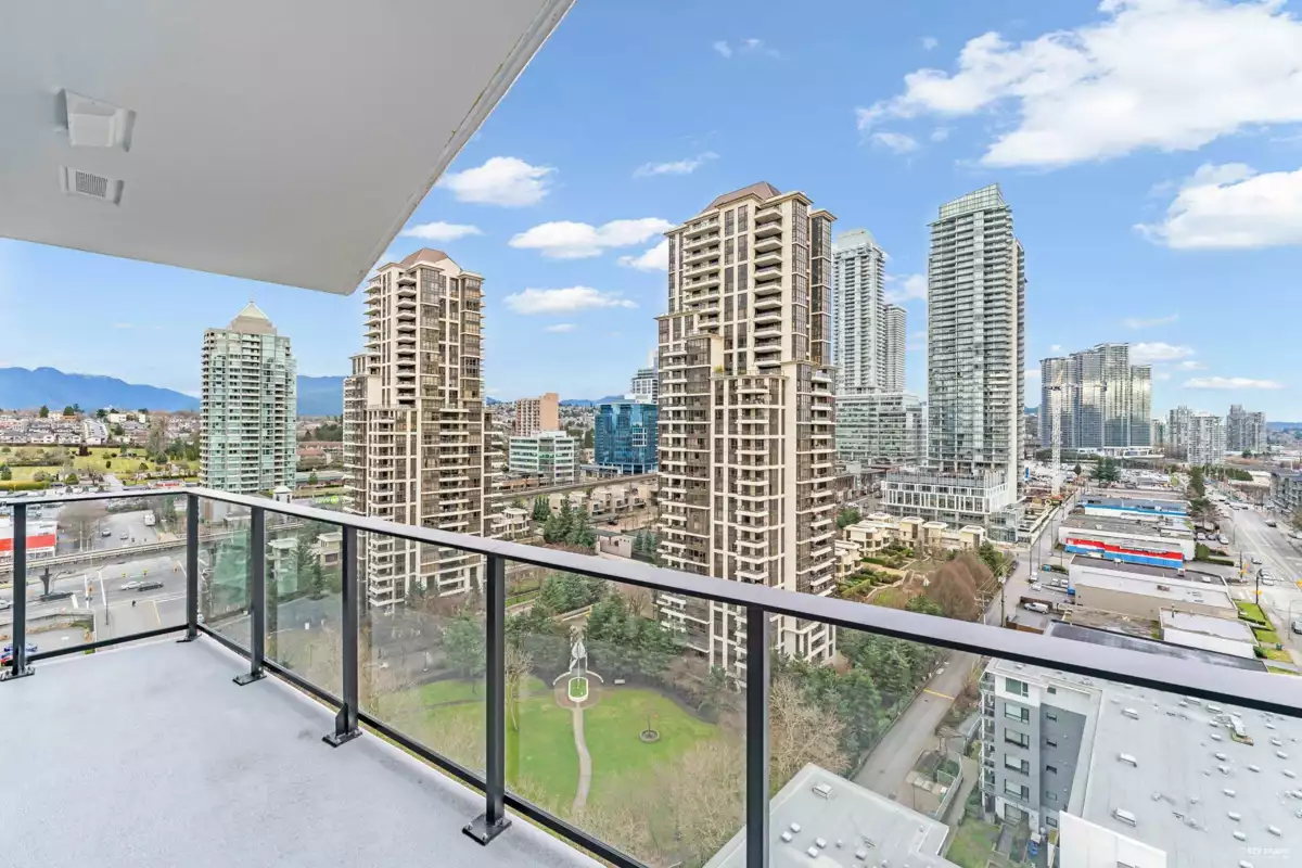 Office / Den Photo of 1607 2181 Madison Avenue, Burnaby, BC