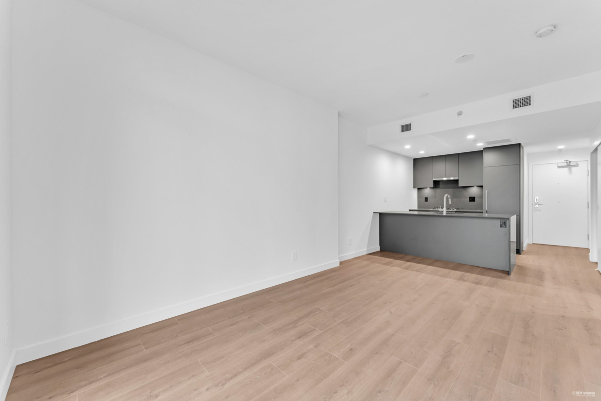 Primary Bathroom Photo of 1607 2181 Madison Avenue, Burnaby, BC