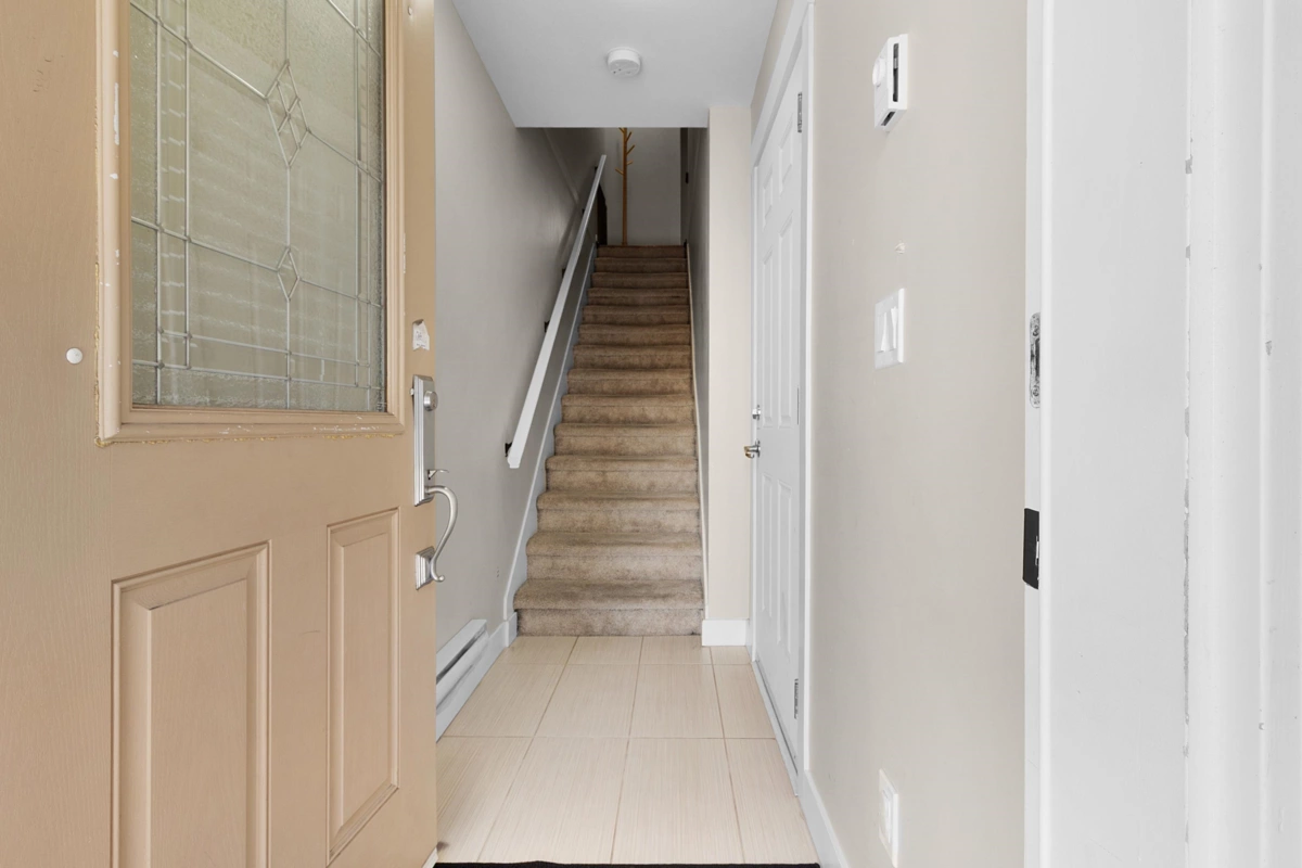 Kitchen Photo of 42 9405 121 Street, Surrey, BC