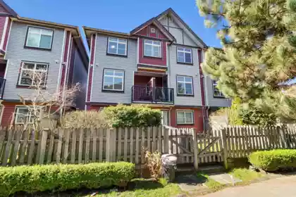 42 9405 121 Street, Surrey, BC