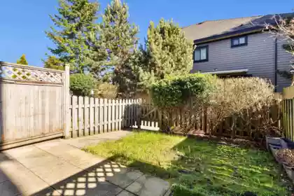 42 9405 121 Street, Surrey, BC