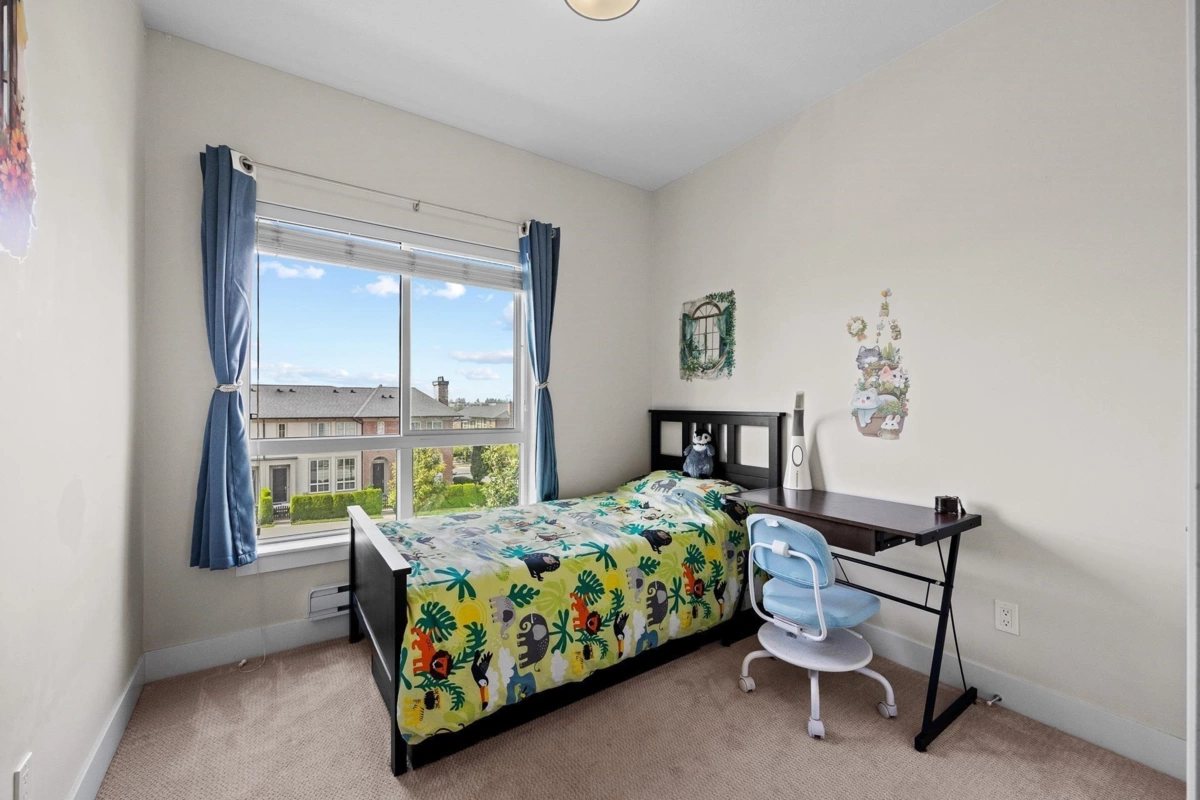 Loft / Bonus Room Photo of 39 16336 23a Avenue, Surrey, BC