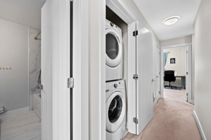 Mudroom Photo of 39 16336 23a Avenue, Surrey, BC