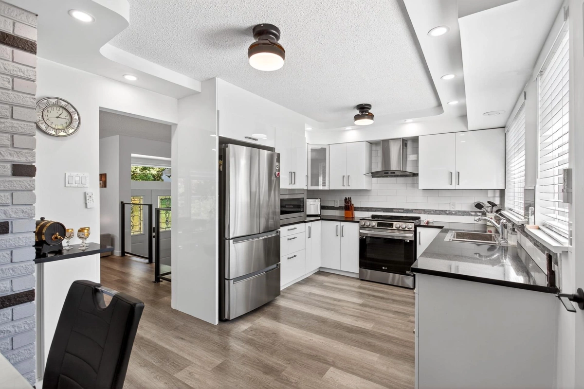 Bedroom 3 Photo of 11906 100 Avenue, Surrey, BC