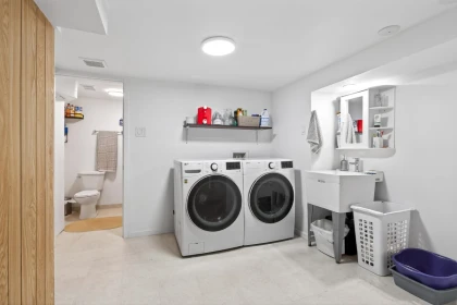 Hot Tub / Spa Photo of 11906 100 Avenue, Surrey, BC