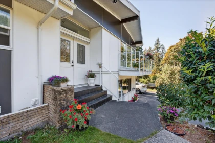 11906 100 Avenue, Surrey, BC, Surrey — Single Family Residence for sale