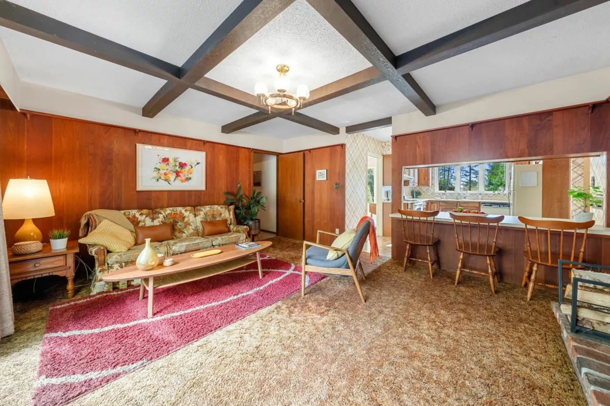 Bedroom 3 Photo of 895 Elveden Row, West Vancouver, BC