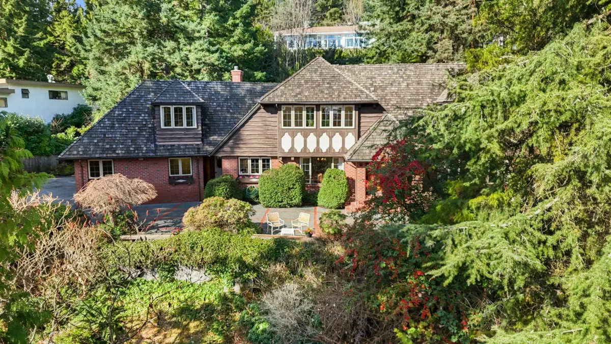 Exterior Rear Photo of 895 Elveden Row, West Vancouver, BC