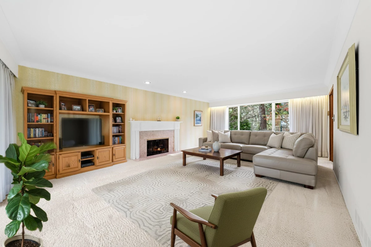 Family Room Photo of 895 Elveden Row, West Vancouver, BC