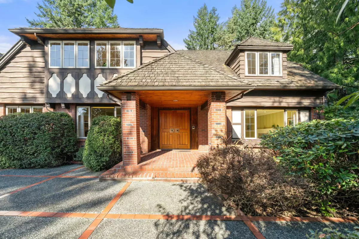 Neighborhood Park Photo Near 895 Elveden Row, West Vancouver, BC