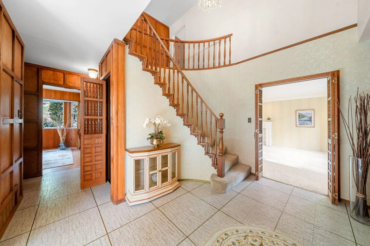 Office / Den Photo of 895 Elveden Row, West Vancouver, BC