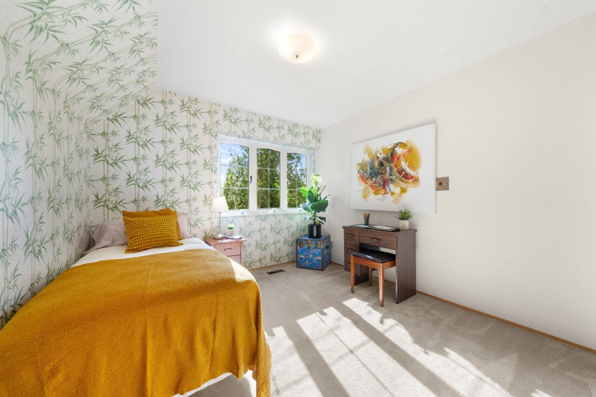 Staircase Photo of 895 Elveden Row, West Vancouver, BC