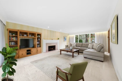 895 Elveden Row, West Vancouver, BC