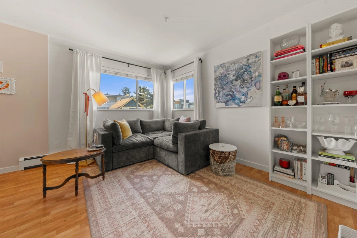 Family Room Photo of 305 33 N Templeton Drive, Vancouver, BC