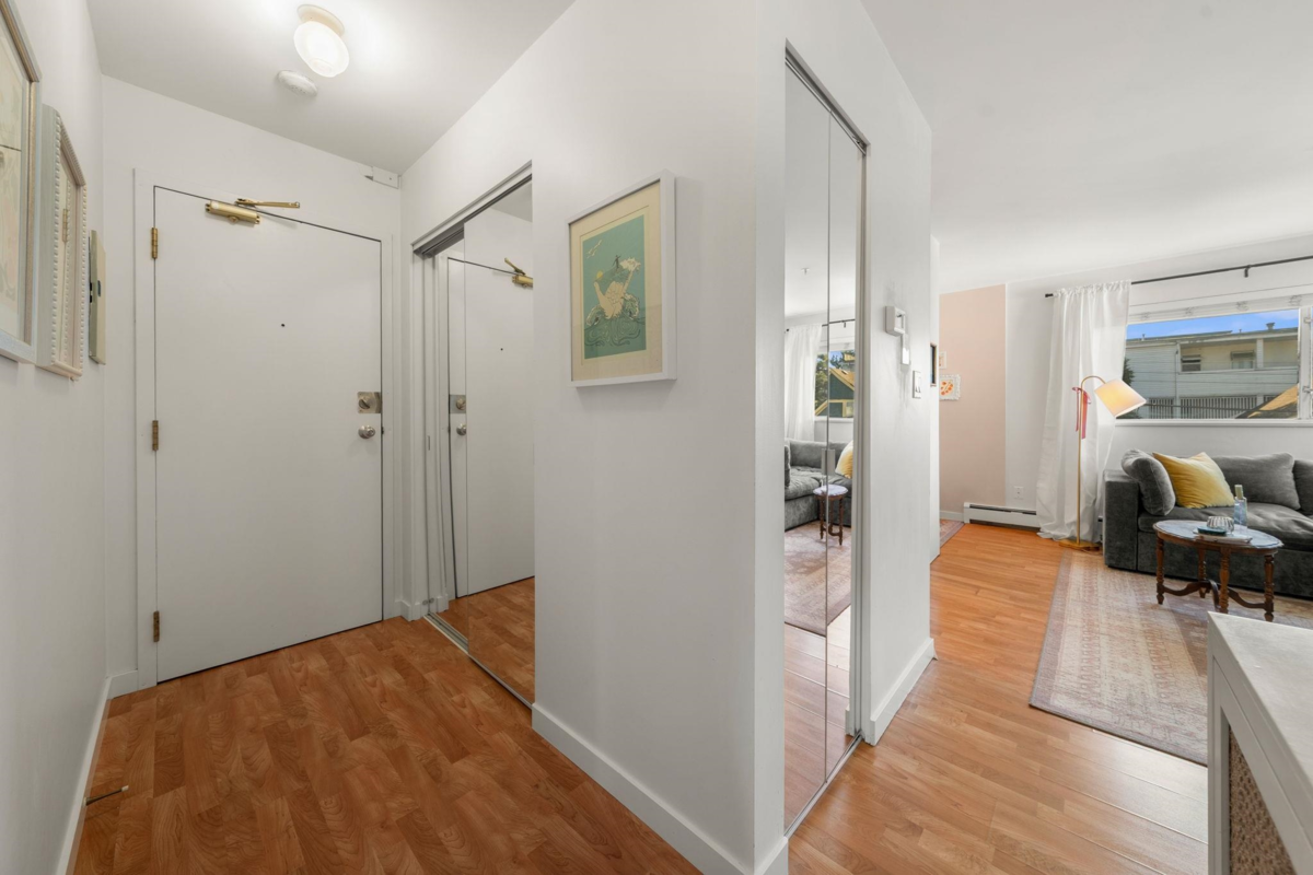 Primary Bathroom Photo of 305 33 N Templeton Drive, Vancouver, BC