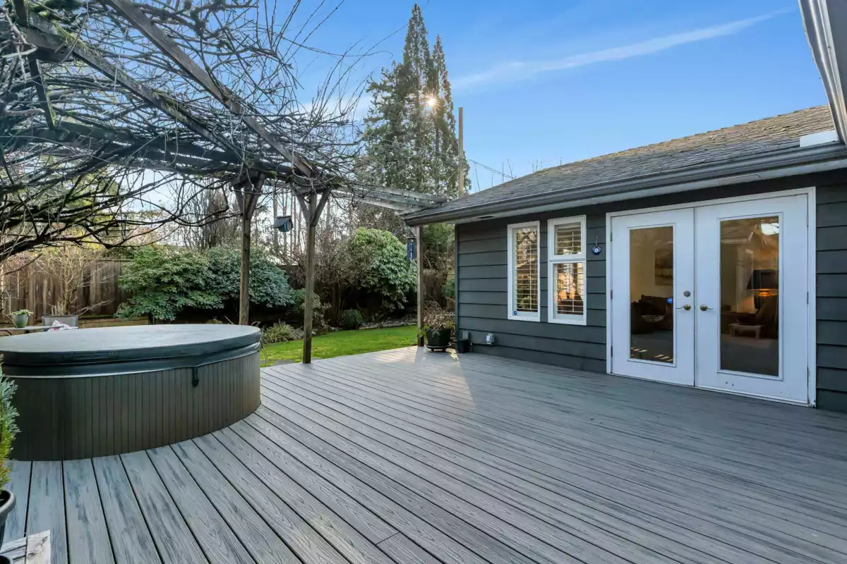 Front Yard Photo of 1375 Mcbride Street, North Vancouver, BC