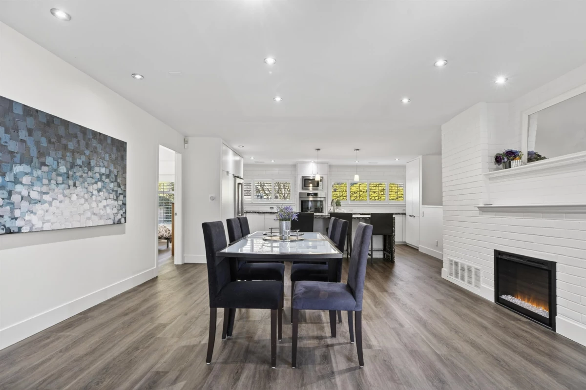Kitchen Island Photo of 1375 Mcbride Street, North Vancouver, BC