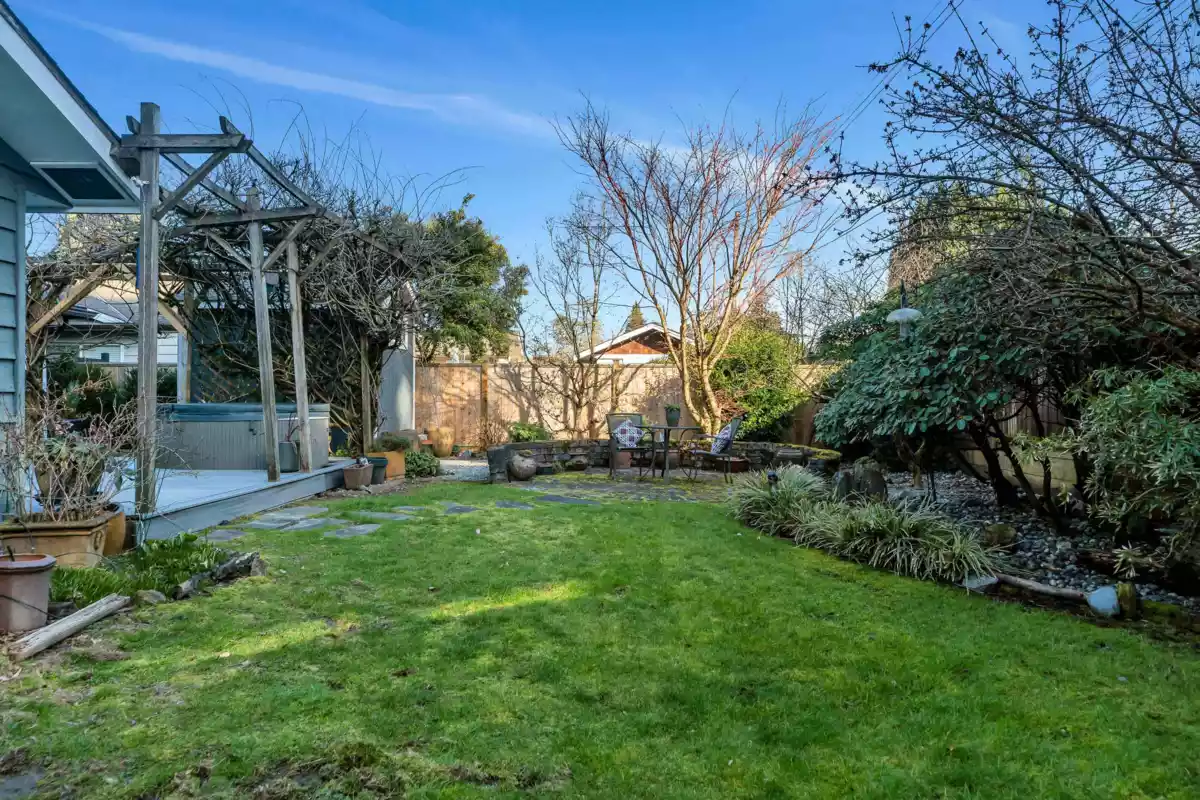 Outdoor Patio Photo of 1375 Mcbride Street, North Vancouver, BC