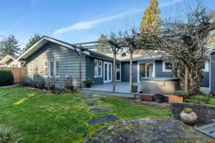 1375 Mcbride Street, North Vancouver, BC