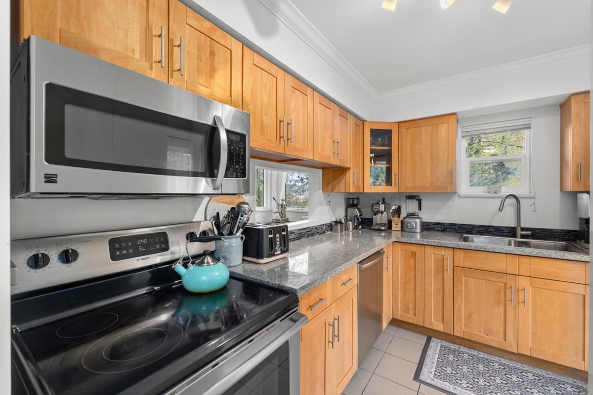 Pantry Photo of 3066 Smith Avenue, Burnaby, BC
