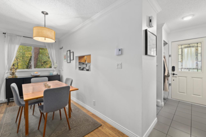 Kitchen Island Photo of 3066 Smith Avenue, Burnaby, BC