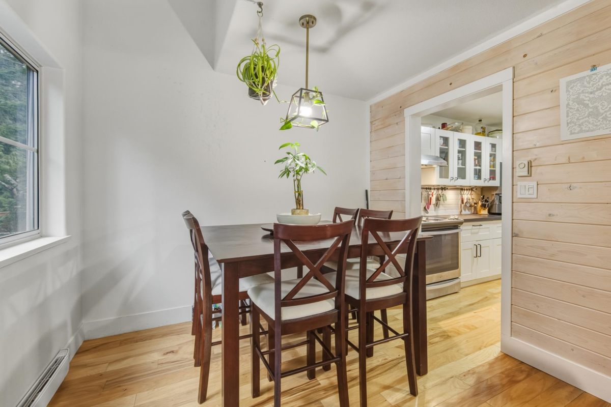 Bedroom 4 Photo of 2 38247 Westway Avenue, Squamish, BC