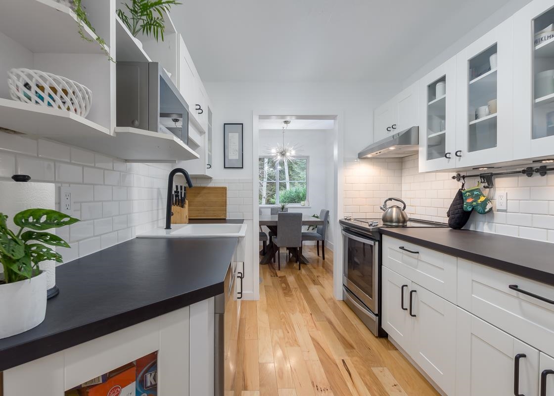 Family Room Photo of 2 38247 Westway Avenue, Squamish, BC