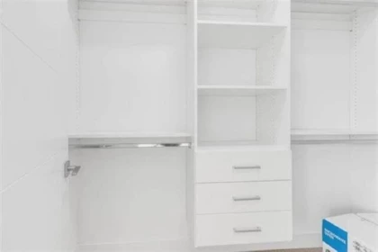 Laundry Room Photo of 19415 70 Avenue, Surrey, BC